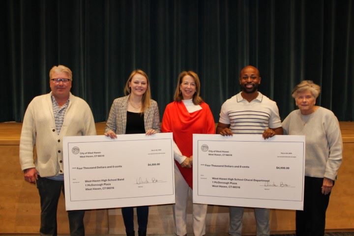 WHHS Music Dept Gets Donation 005 II (Small)