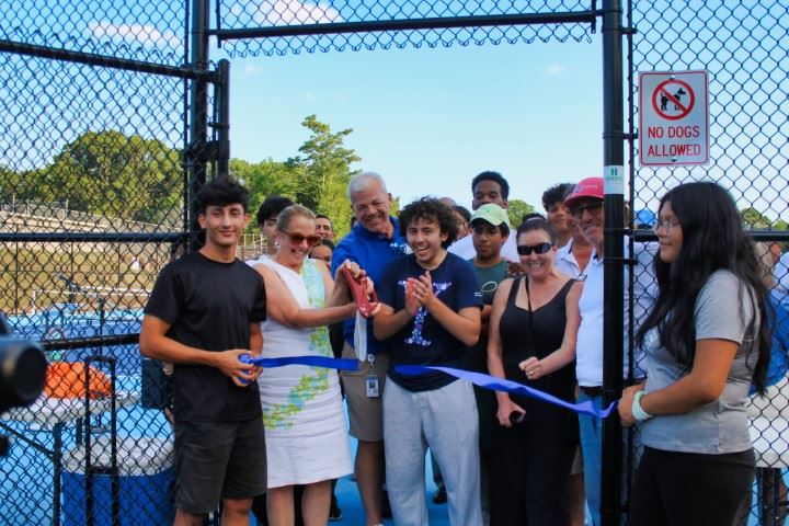 New Tennis-Pickleball Courts 046 II (Small)