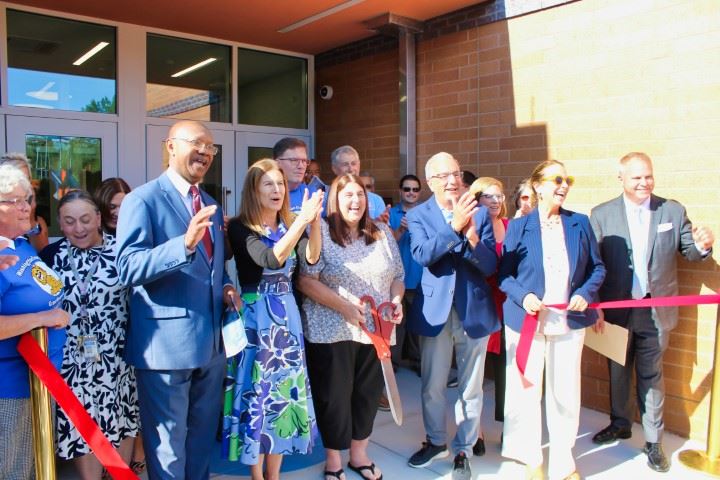 Washington School Grand Opening 018 II (Small)