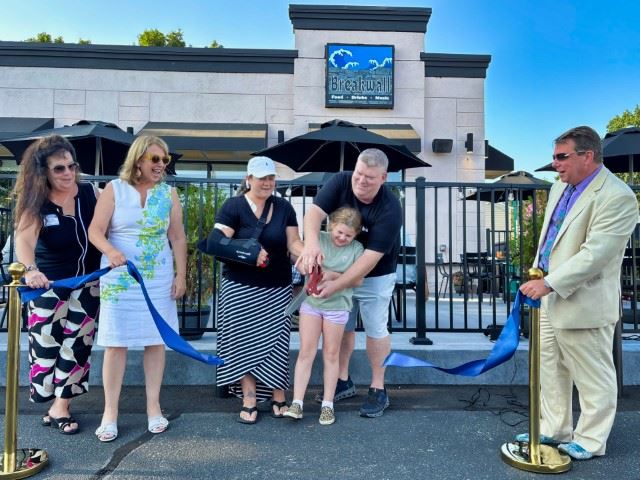 The Breakwall Deck Grand Opening II (Small)